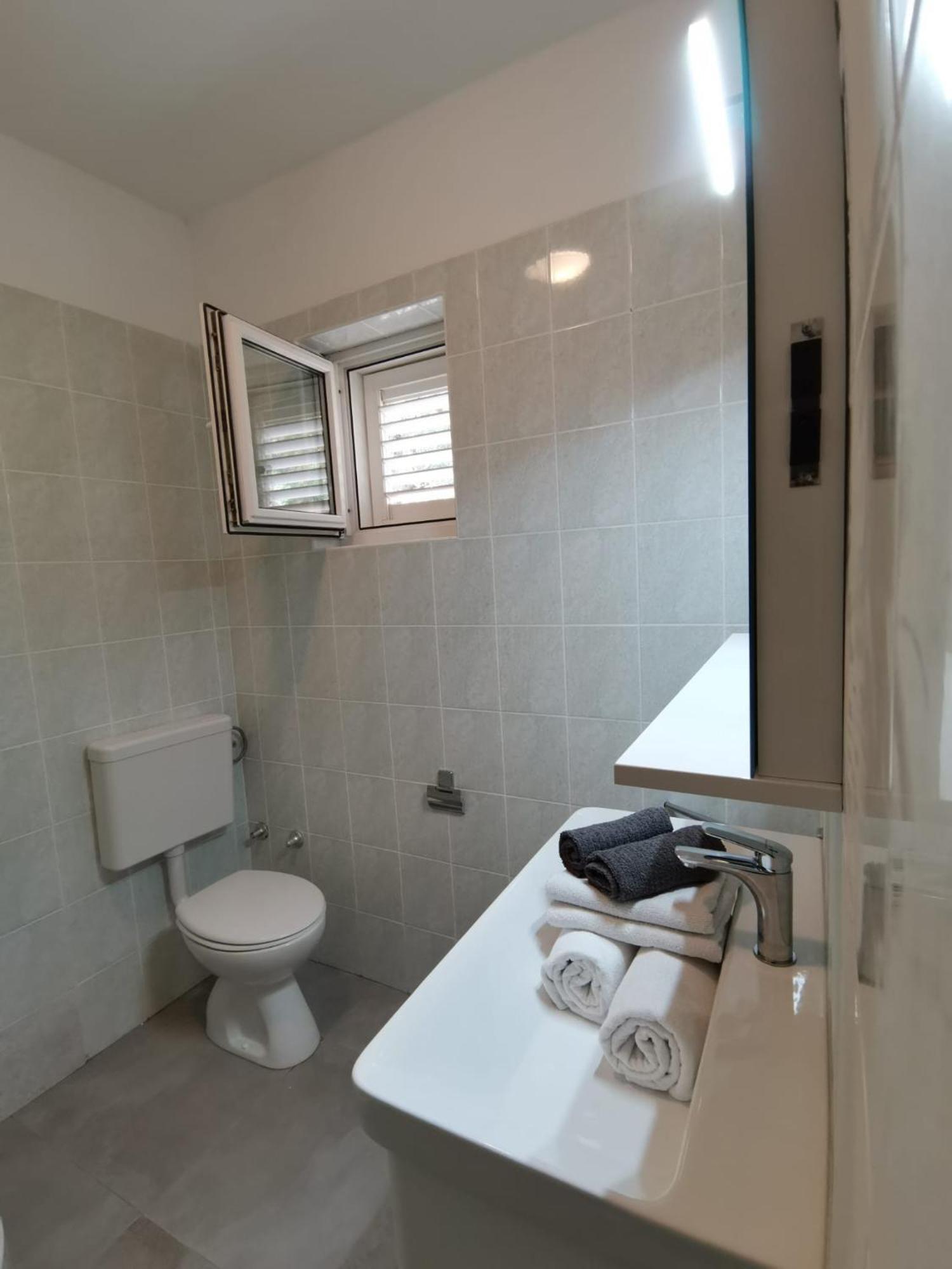 Mirta Apartment Gradac  Exterior photo